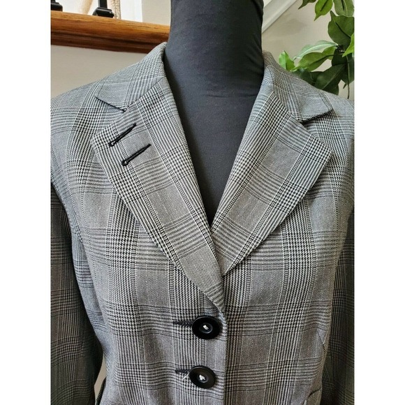 Ashley Stewart Women's Gray Polyester Long Sleeve Four Button Blazer Size 16 - Picture 2 of 11